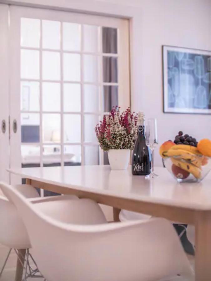 Class In Old Town 2 Bedrooms Praha